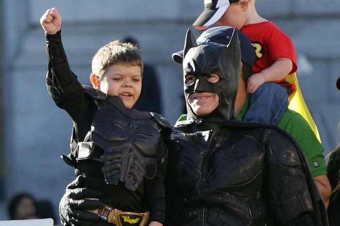  San Francisco comes together to help batkid save the city - and to grant the wish of an ill child. [2013] Source: Raphael Kluzniok